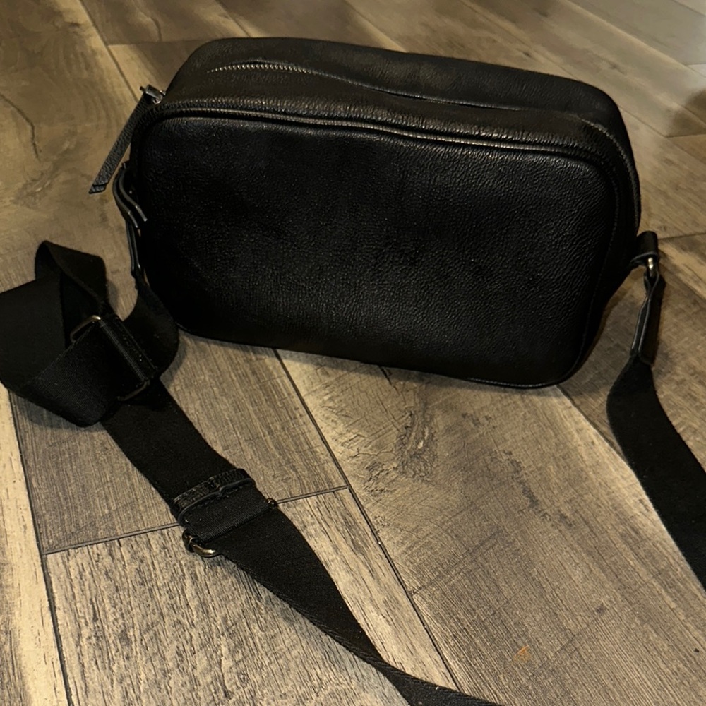 Black Women’s Crossbody Bag